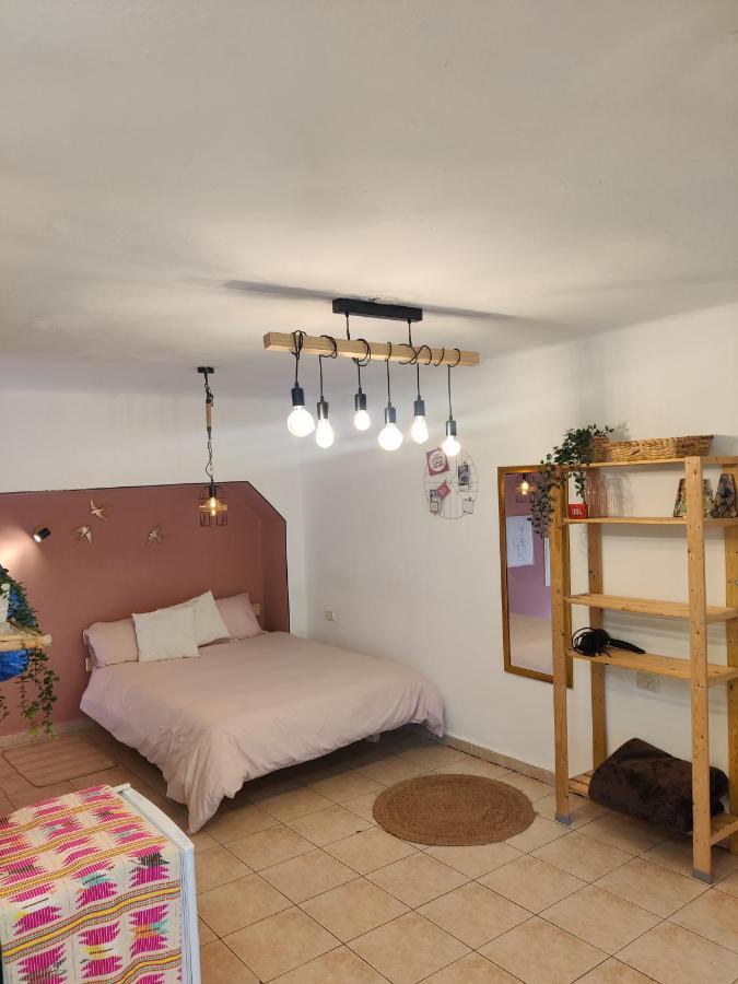 דירה לזוג על שוק מחנה יהודה Jerusalém Exterior foto